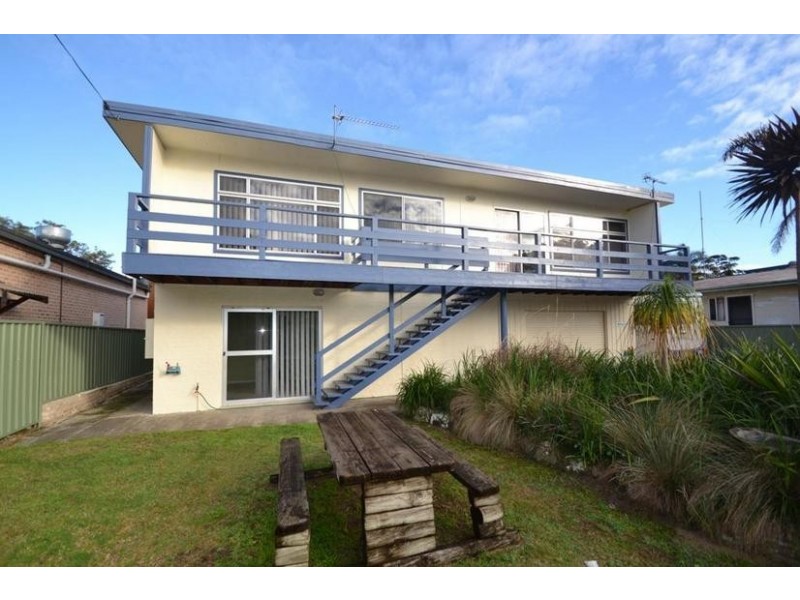 33 Aspinall Street, Shoalhaven Heads NSW 2535
