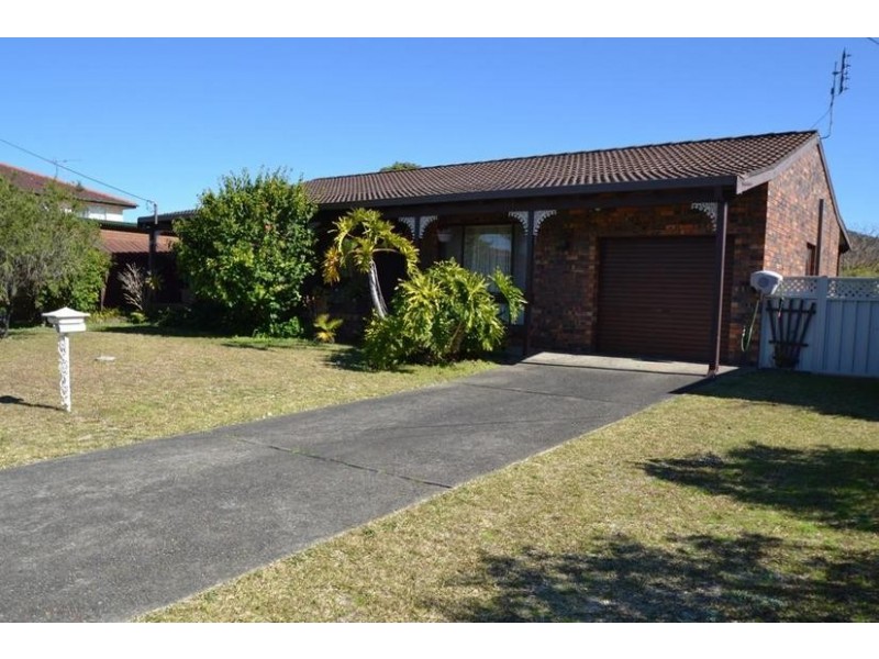 1 Meehan Avenue, Shoalhaven Heads NSW 2535