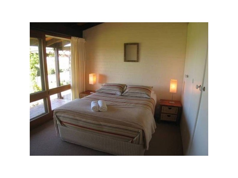 70 Boxells Lane, Meroo Meadow NSW 2540