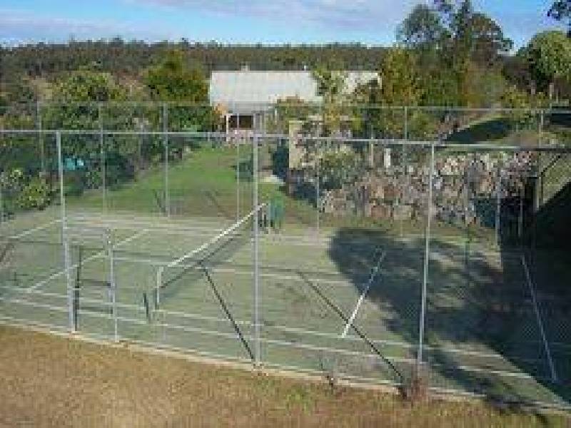 140 Comperton Road, Falls Creek NSW 2540