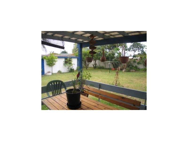 Scott St, Shoalhaven Heads NSW 2535