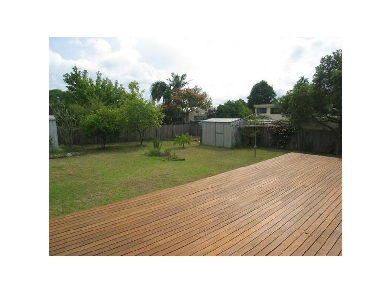 8 Monk Crescent, Bomaderry NSW 2541