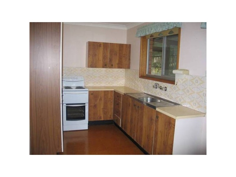 Oval Drive, Shoalhaven Heads NSW 2535