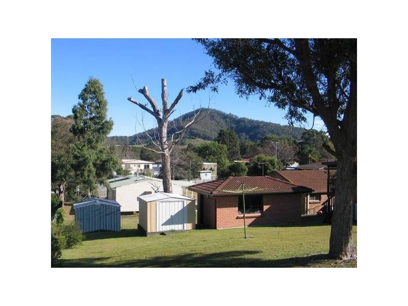 Renown Avenue, Shoalhaven Heads NSW 2535