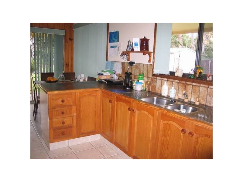 17 Amundsen Avenue, Shoalhaven Heads NSW 2535