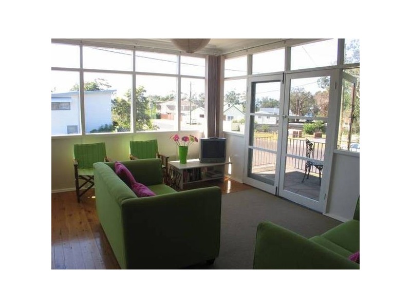 35 Renown Avenue, Shoalhaven Heads NSW 2535