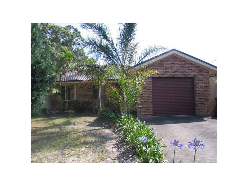 4 Discovery Place, Shoalhaven Heads NSW 2535