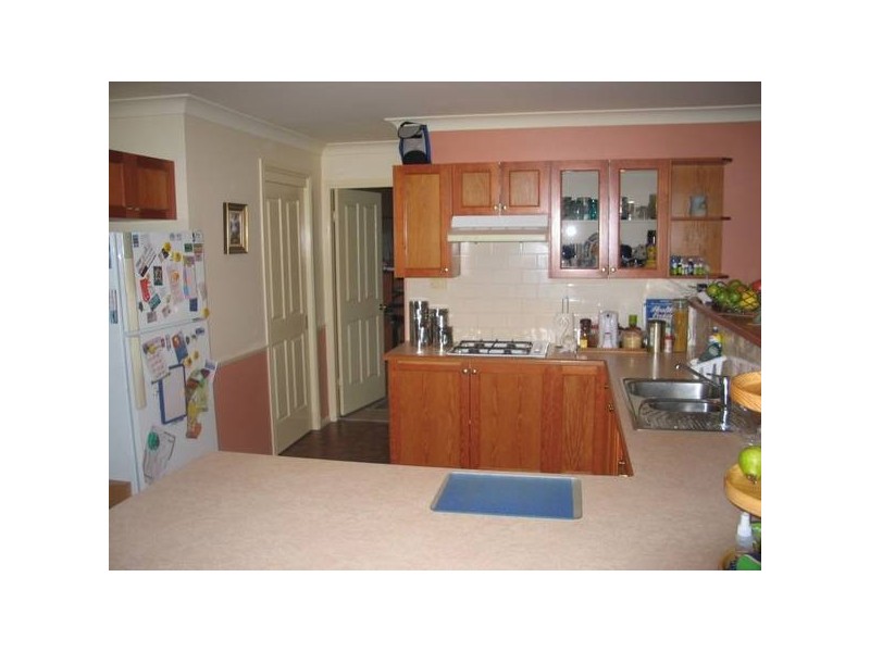 4 Discovery Place, Shoalhaven Heads NSW 2535