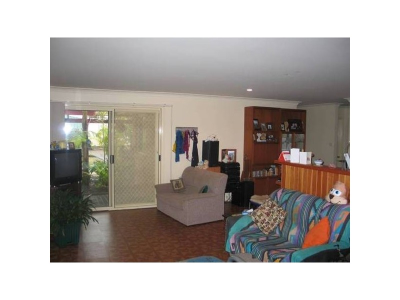 4 Discovery Place, Shoalhaven Heads NSW 2535