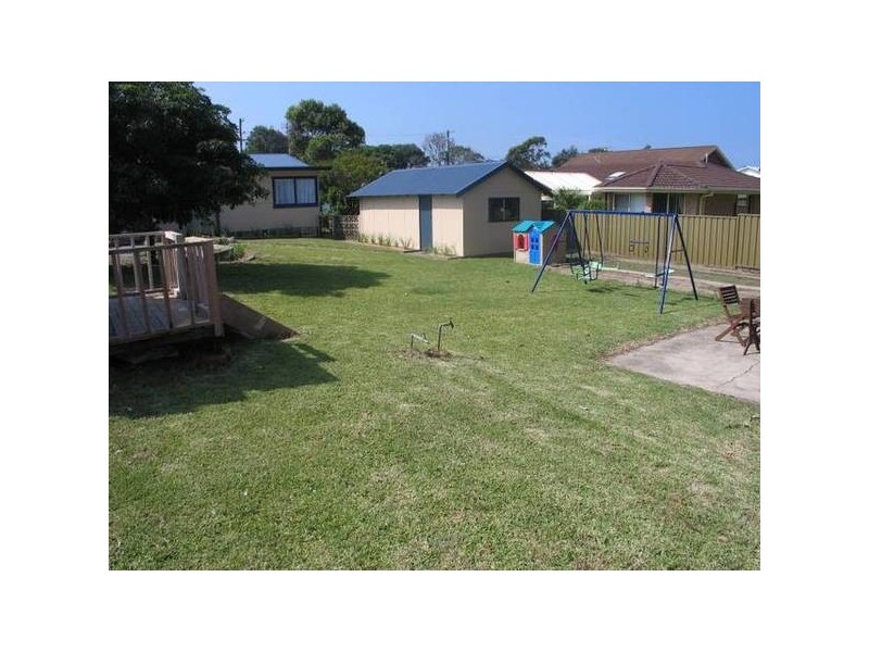 7 Mcintosh Street, Shoalhaven Heads NSW 2535