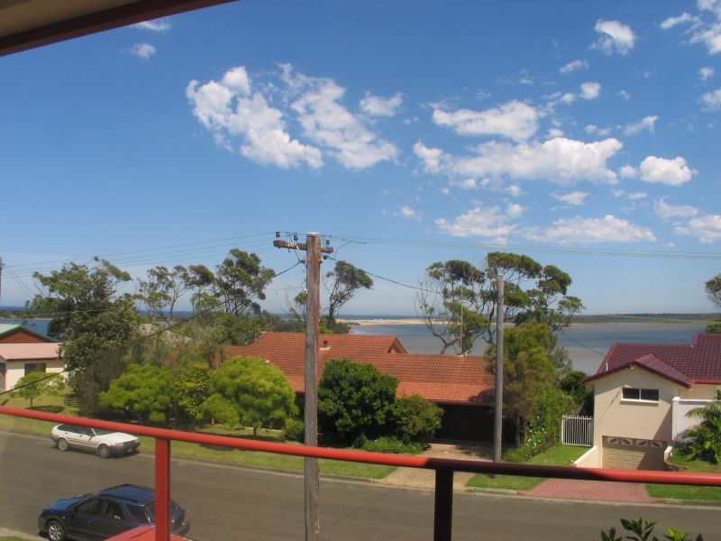 63 River Road, Shoalhaven Heads NSW 2535