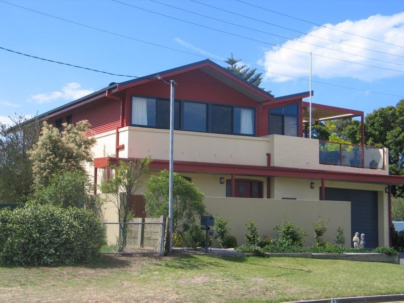 63 River Road, Shoalhaven Heads NSW 2535