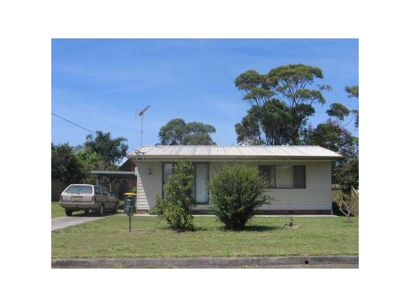 88 Scott Street, Shoalhaven Heads NSW 2535