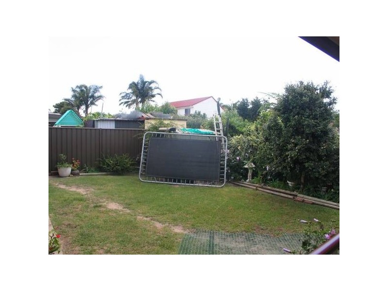 4 Oval Drive, Shoalhaven Heads NSW 2535