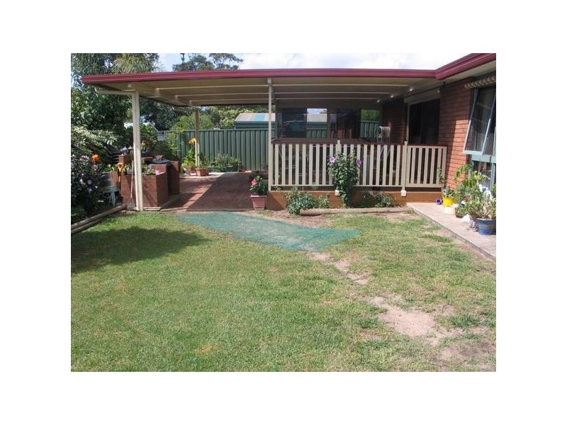 4 Oval Drive, Shoalhaven Heads NSW 2535