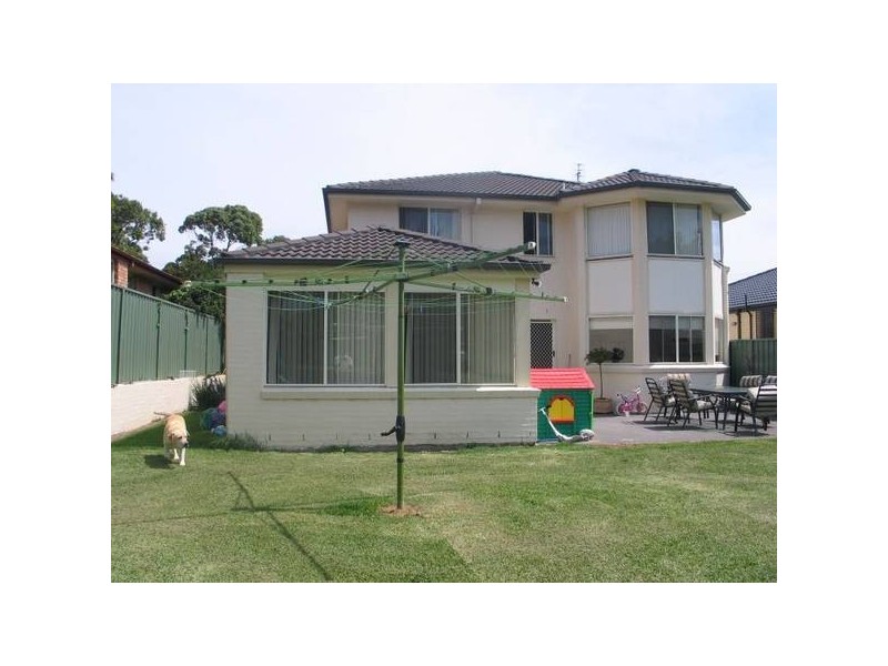 21 Ravenscliffe Road, Shoalhaven Heads NSW 2535