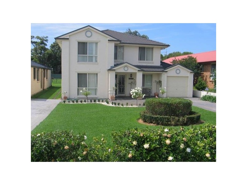 21 Ravenscliffe Road, Shoalhaven Heads NSW 2535