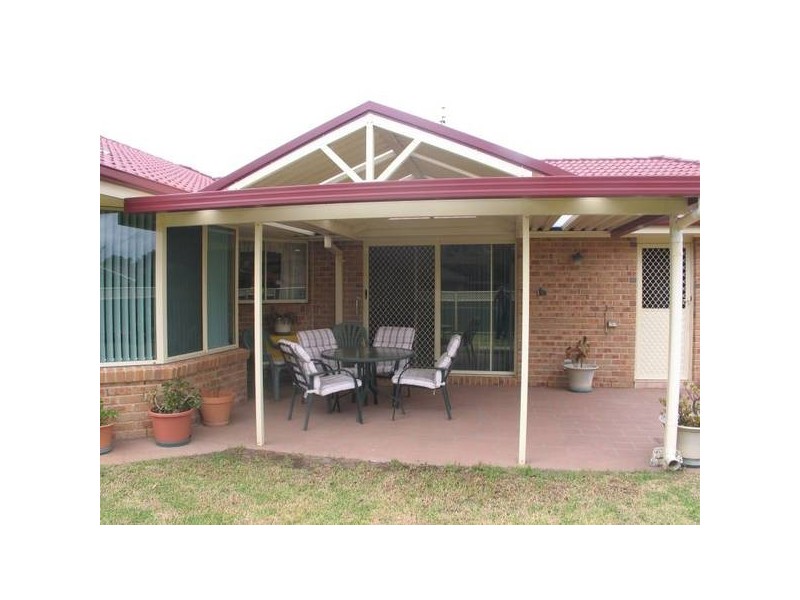 15 Oval Drive, Shoalhaven Heads NSW 2535
