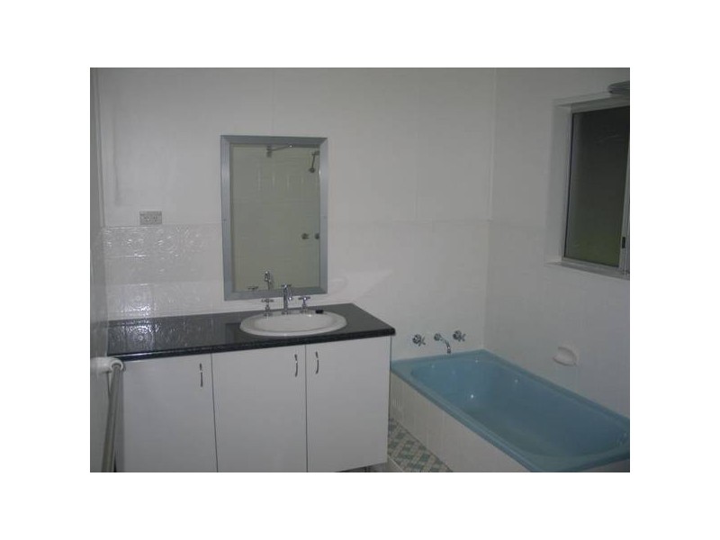 4 Silver Spur Close, Shoalhaven Heads NSW 2535