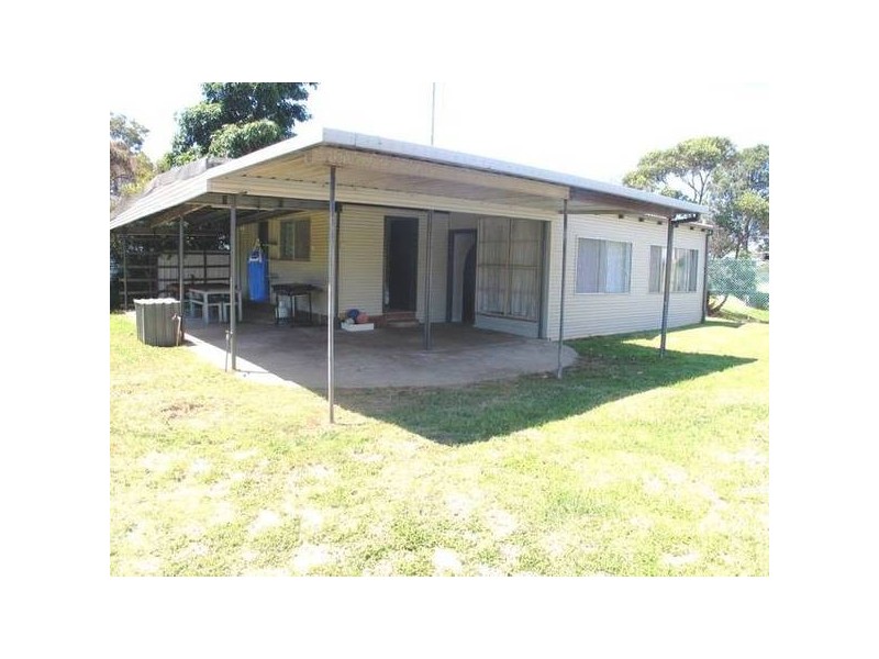 4 Silver Spur Close, Shoalhaven Heads NSW 2535