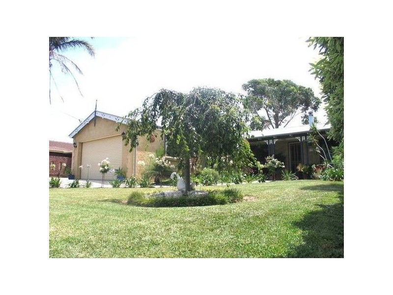 19 Amundsen Avenue, Shoalhaven Heads NSW 2535