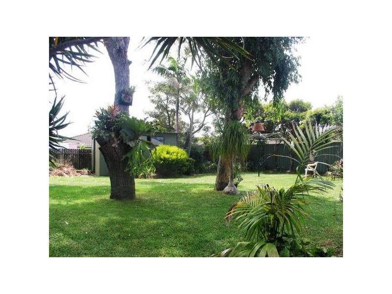 19 Amundsen Avenue, Shoalhaven Heads NSW 2535
