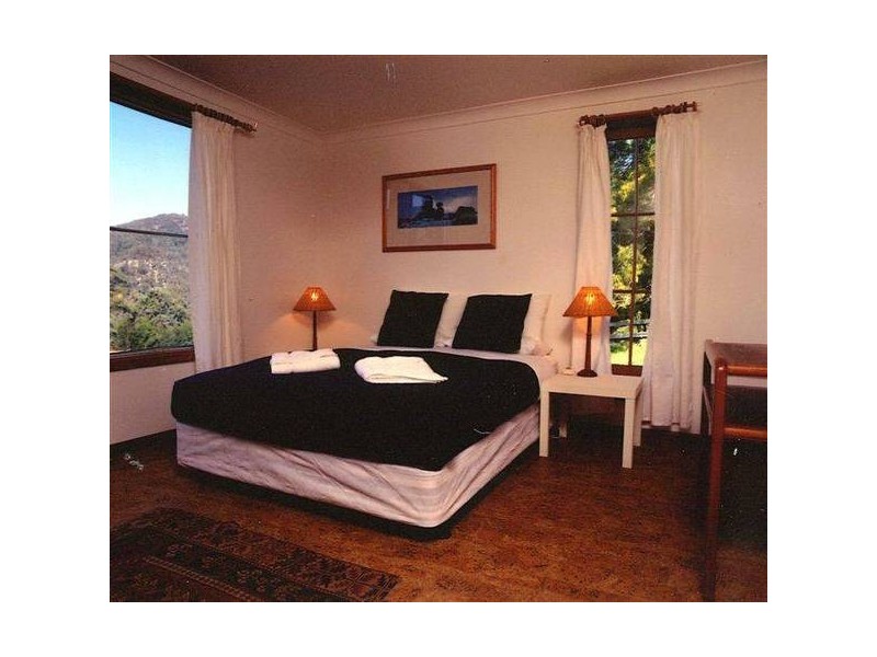 Bunkers Hill Road, Barrengarry NSW 2577