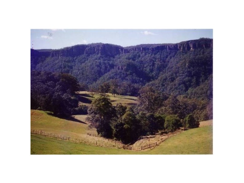 Bunkers Hill Road, Barrengarry NSW 2577