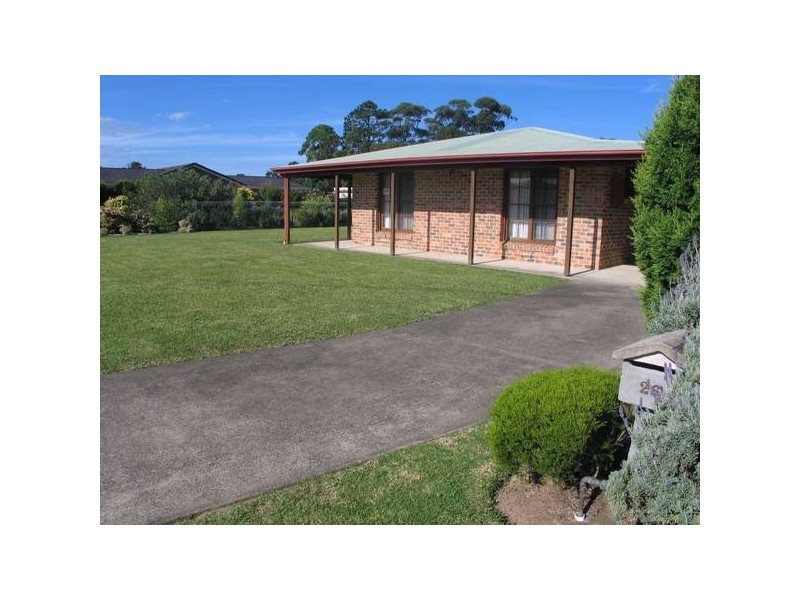 26 Mathews Street, Shoalhaven Heads NSW 2535