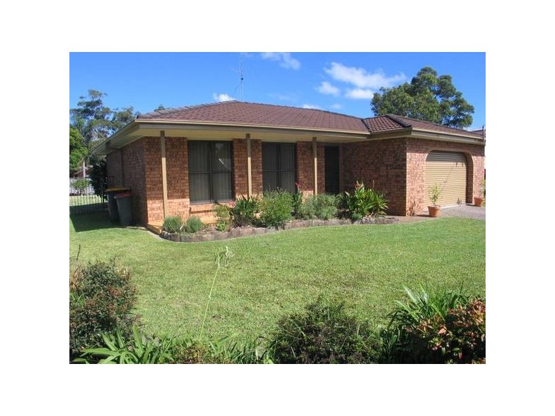 30 Shackleton Street, Shoalhaven Heads NSW 2535