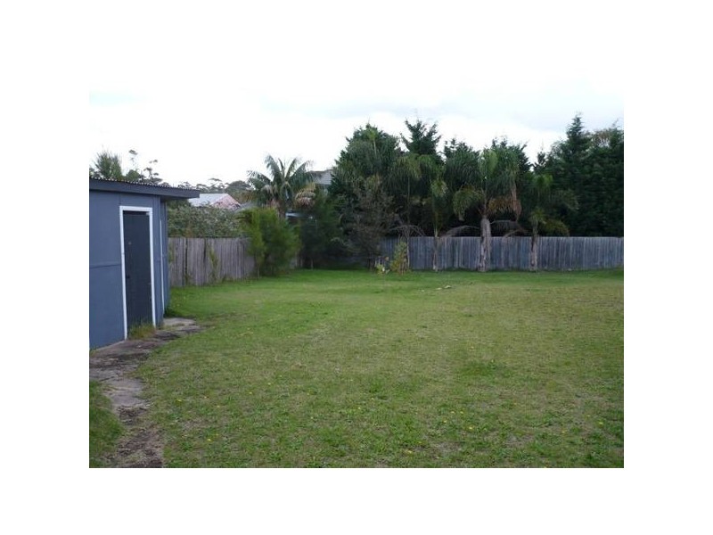 11 Lloyd Street, Shoalhaven Heads NSW 2535