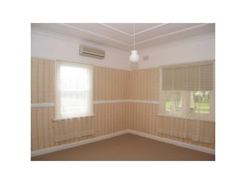 B710 Princes Highway, Meroo Meadow NSW 2540