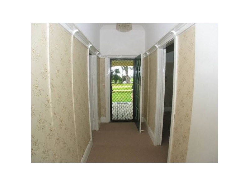 B710 Princes Highway, Meroo Meadow NSW 2540