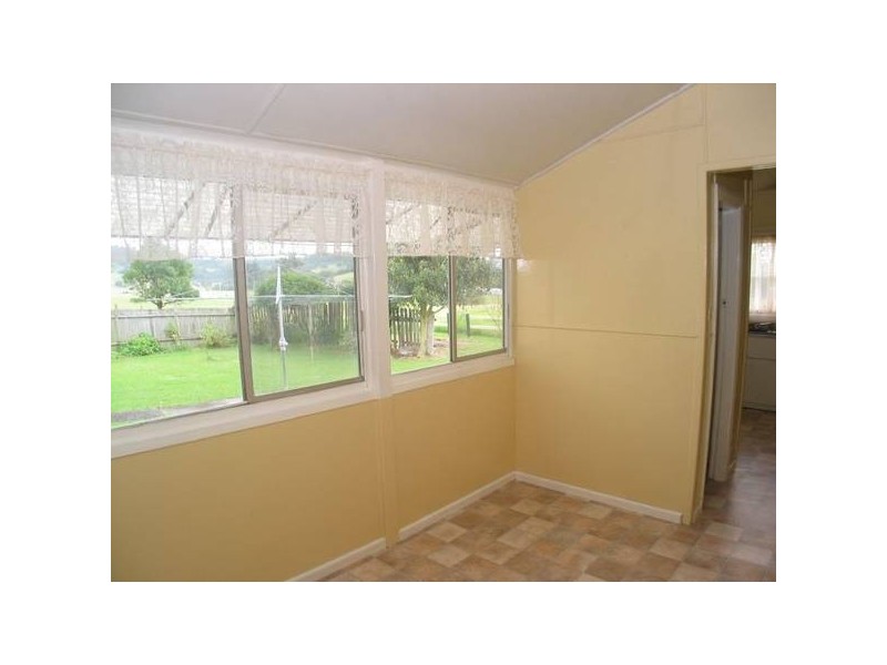 B710 Princes Highway, Meroo Meadow NSW 2540