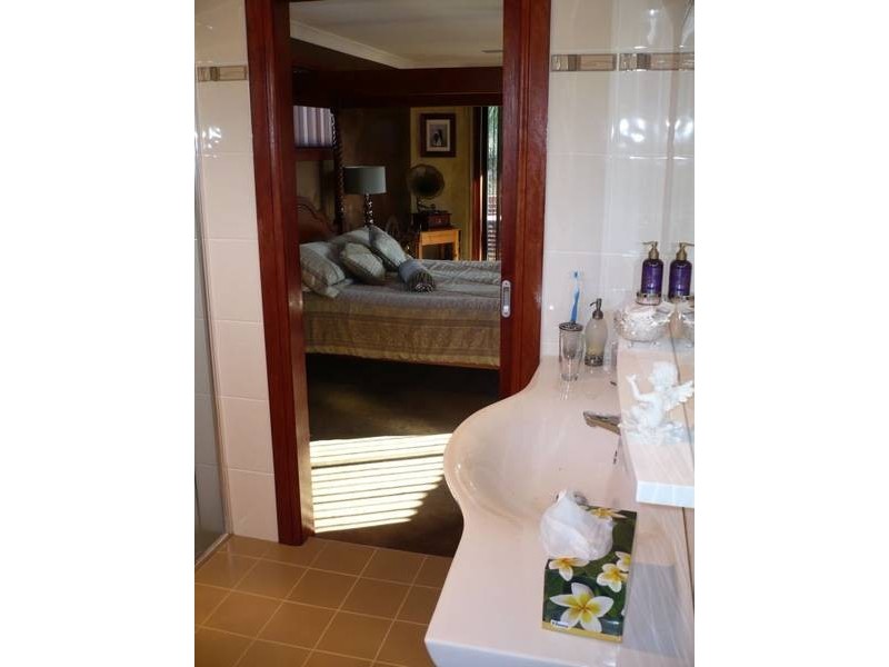 109 Jerry Bailey Road, Shoalhaven Heads NSW 2535