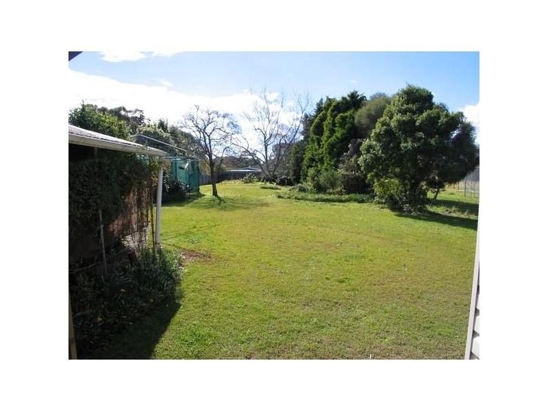 41 Ravenscliffe Road, Shoalhaven Heads NSW 2535
