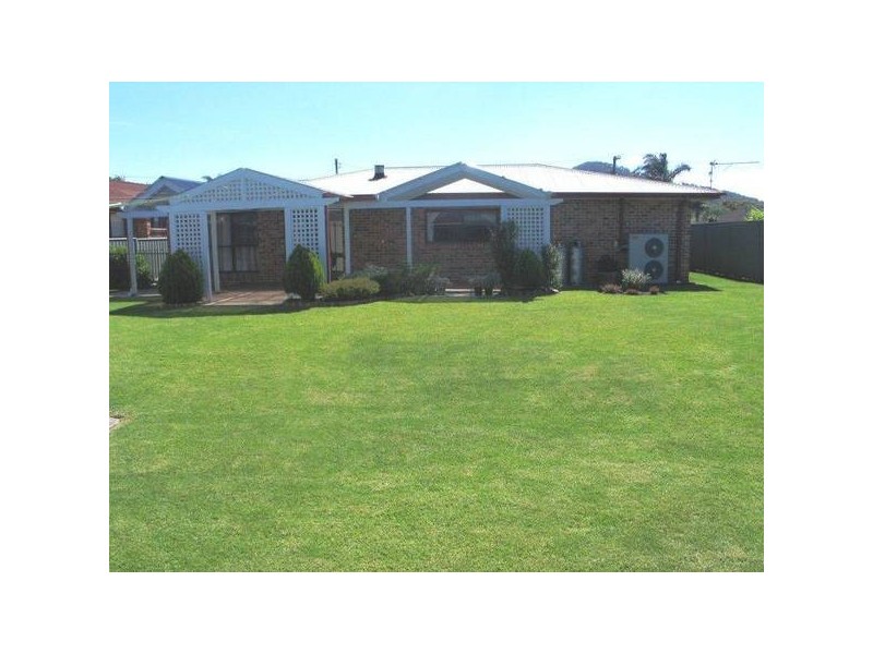 26 Mathews Street, Shoalhaven Heads NSW 2535