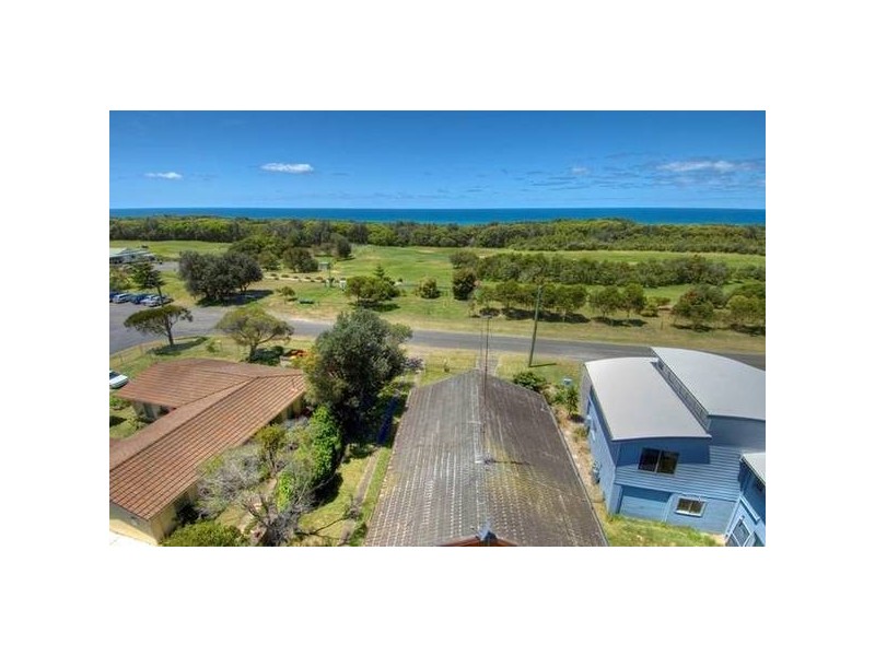 3 Staples Street, Shoalhaven Heads NSW 2535