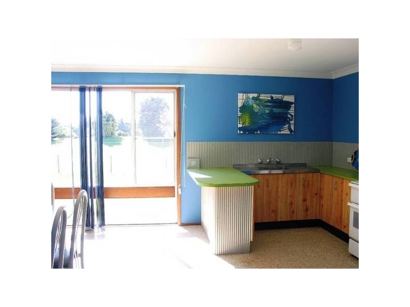 3 Staples Street, Shoalhaven Heads NSW 2535