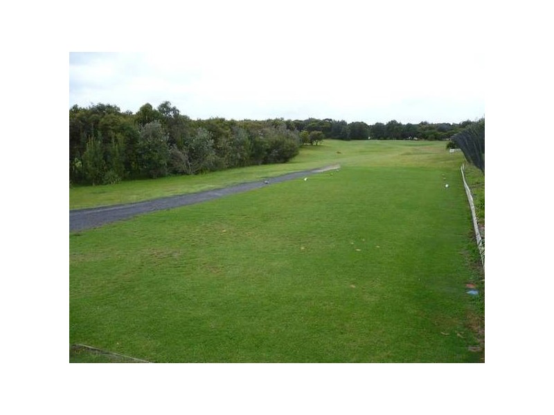 3 Staples Street, Shoalhaven Heads NSW 2535