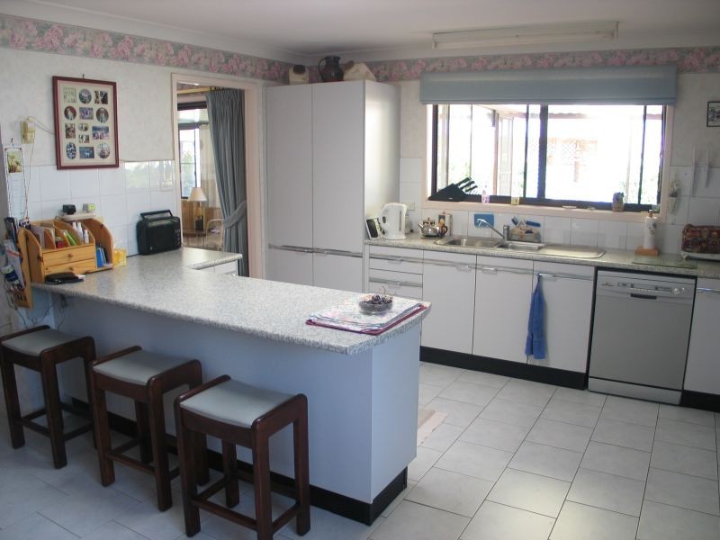 2 Towers Road, Shoalhaven Heads NSW 2535