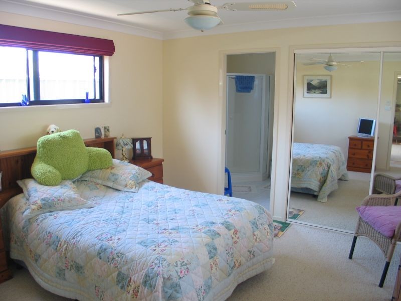 2 Towers Road, Shoalhaven Heads NSW 2535