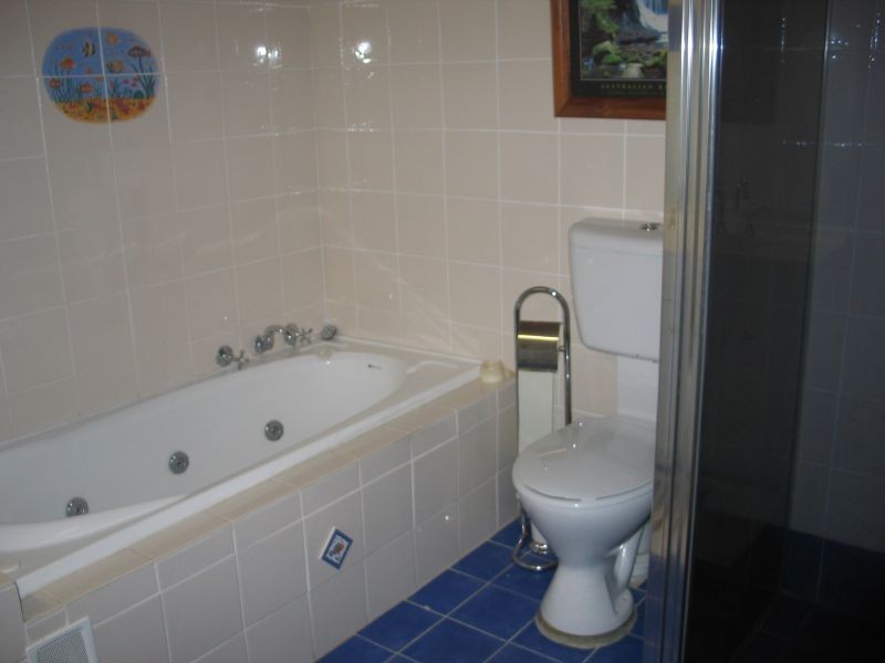 11 Noakes Street, Shoalhaven Heads NSW 2535