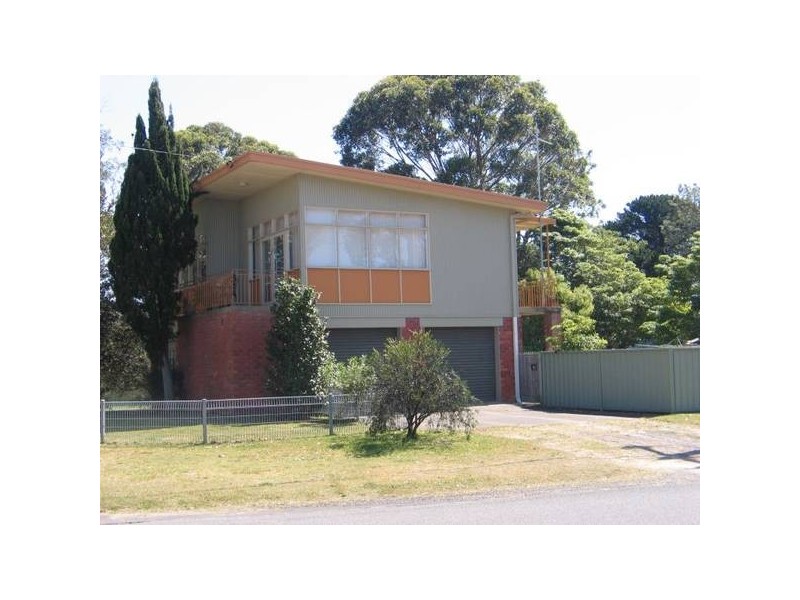 35 Renown Avenue, Shoalhaven Heads NSW 2535