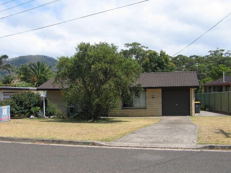 35 Shackleton Street, Shoalhaven Heads NSW 2535