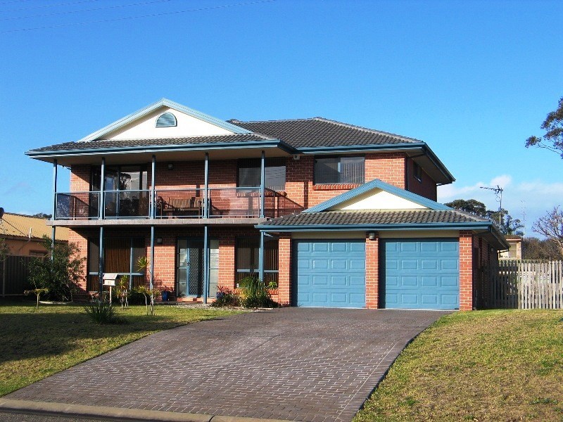 20 Bolt Street, Shoalhaven Heads NSW 2535