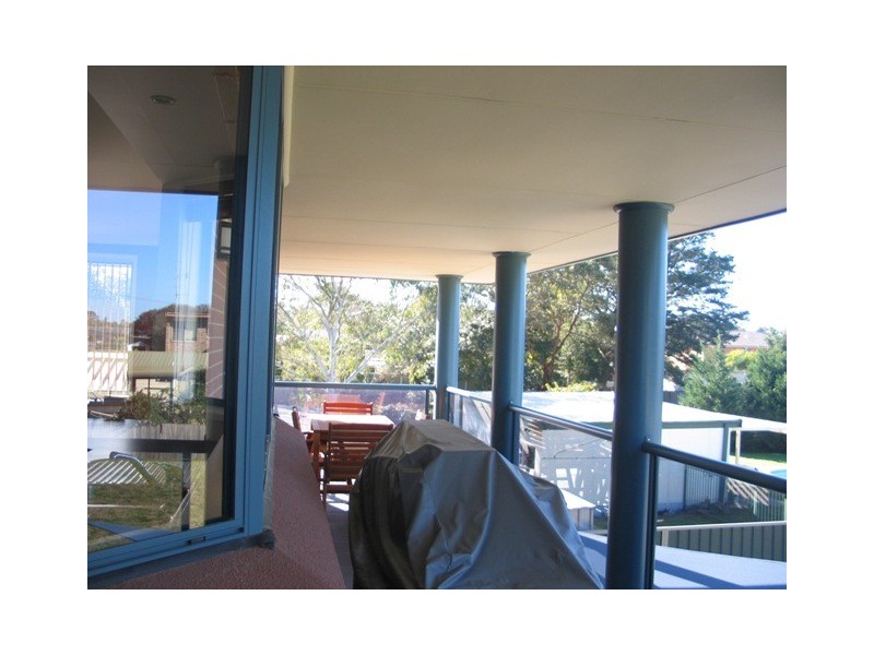 20 Bolt Street, Shoalhaven Heads NSW 2535