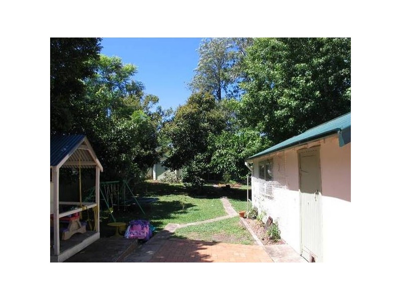 6 Ravenscliffe Road, Shoalhaven Heads NSW 2535