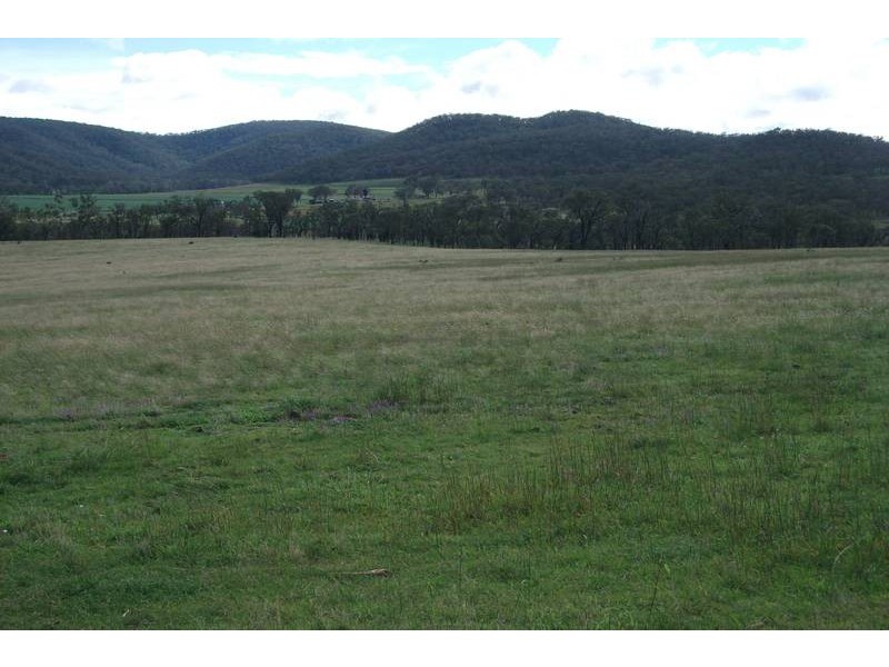 988 Pilton Valley Rd, Upper Pilton QLD 4361