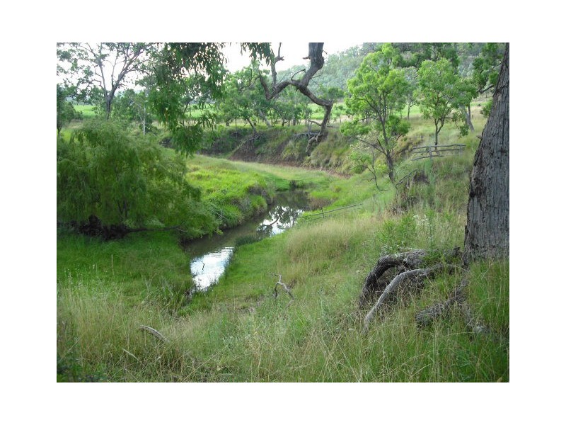 988 Pilton Valley Rd, Upper Pilton QLD 4361